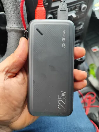 پاوربانک یوسمز مدل CD168-22.5W ظرفیت 20000 میلی آمپر