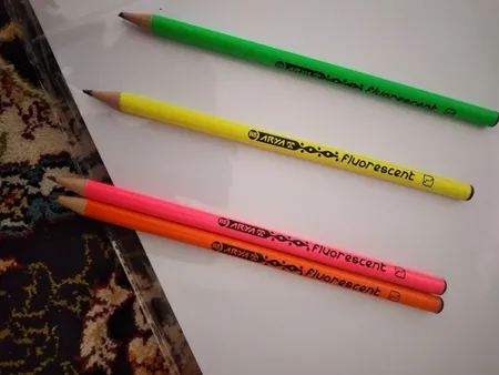 مداد آریا مدل فلورسنت مجموعه 4 عددی