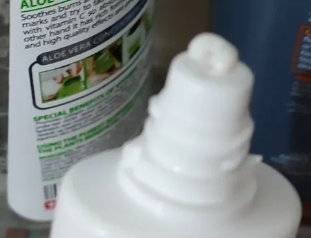 کرم روشن کننده و ضد لک روبو بیوتی مدل 001 حجم 40 میلی لیتر