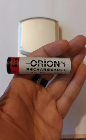 باتری لیتیوم یون قابل شارژ اوریون مدل HP-18650-15C ظرفیت 2000 میلی آمپر ساعت