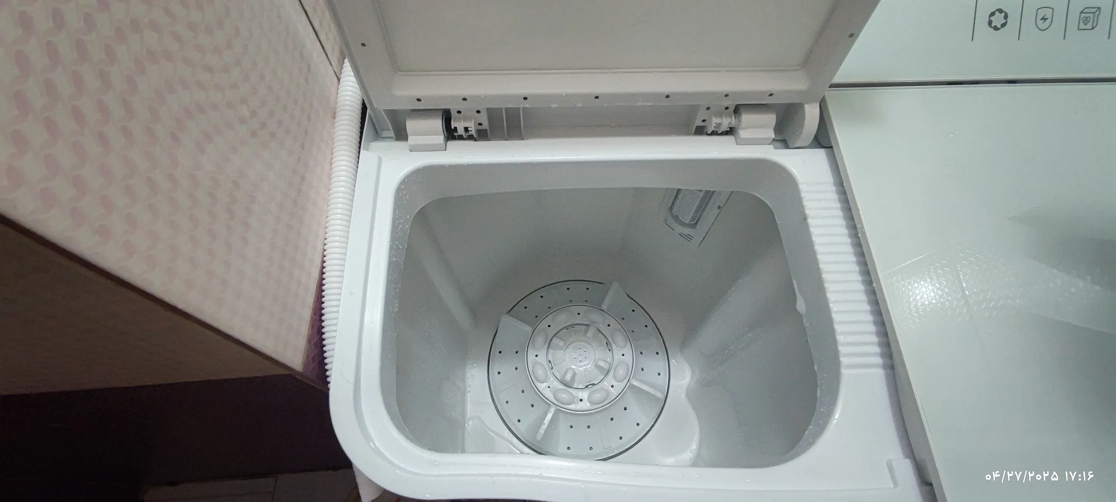 ماشین لباسشویی 6.8 کیلوگرم نیمه-اتوماتیک فریدولین مدل Swt68g