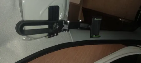 پایه نگهدارنده گوشی موبایل مدل sun visor طرح آفتابگیر خودرو