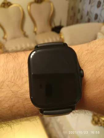 ساعت هوشمند امیزفیت مدل GTS 2 Global بند سیلیکونی