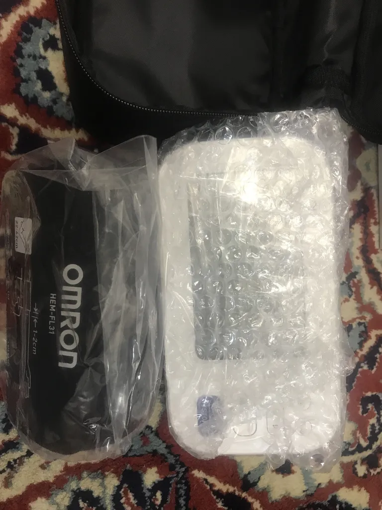 فشارسنج دیجیتال بازویی امرن مدل M6 Comfort