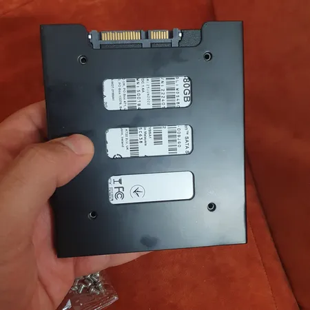 براکت هارد اینترنال مدل UNYKA