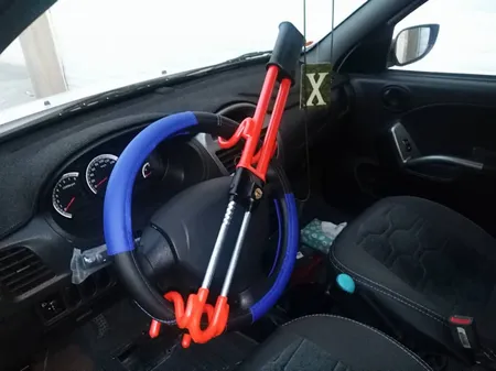 قفل فرمان دوبل دسته دار خودرو مدل 6887