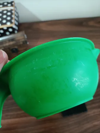 کاسه رنگ مو مدل Fashion به همراه برس رنگ مو مدل Hum