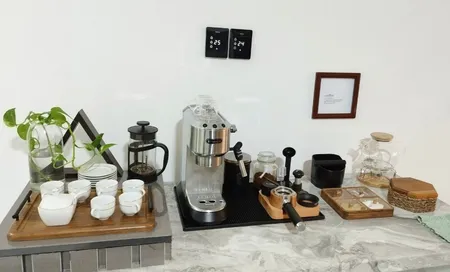 اسپرسو ساز دلونگی مدل EC685