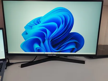 مانیتور 27 اینچ مسترتک مدل PA275AQ، رزولوشن FullHD، پنل Rapid IPS، نرخ بروزرسانی 165 هرتز، با نسبت تصویر 16:9، دارای اسپیکر داخلی، دارای پورت HDMI و خروجی هدفون