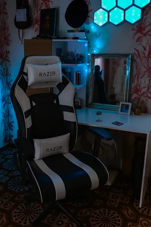 صندلی گیمینگ ریزر مدل G2020