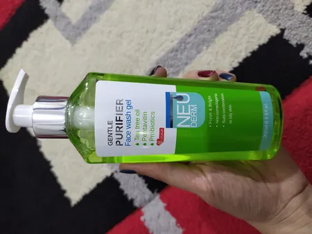 ژل شست‌وشوی صورت نئودرم مدل Gentle Purifier حجم 200 میلی‌لیتر