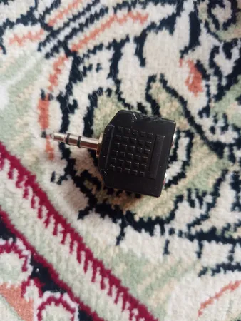 مبدل 1 به 2 AUX مدل AU-12