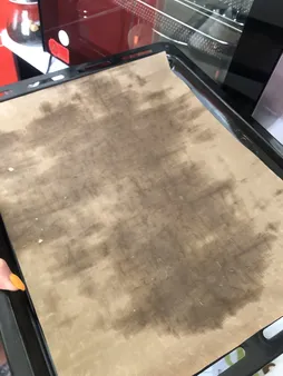 ورق نسوز آشپزی و شیرینی پزی مدل M1 با ابعاد 40 در 30سانتی متر