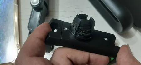 پایه نگهدارنده گوشی موبایل مدل sun visor طرح آفتابگیر خودرو