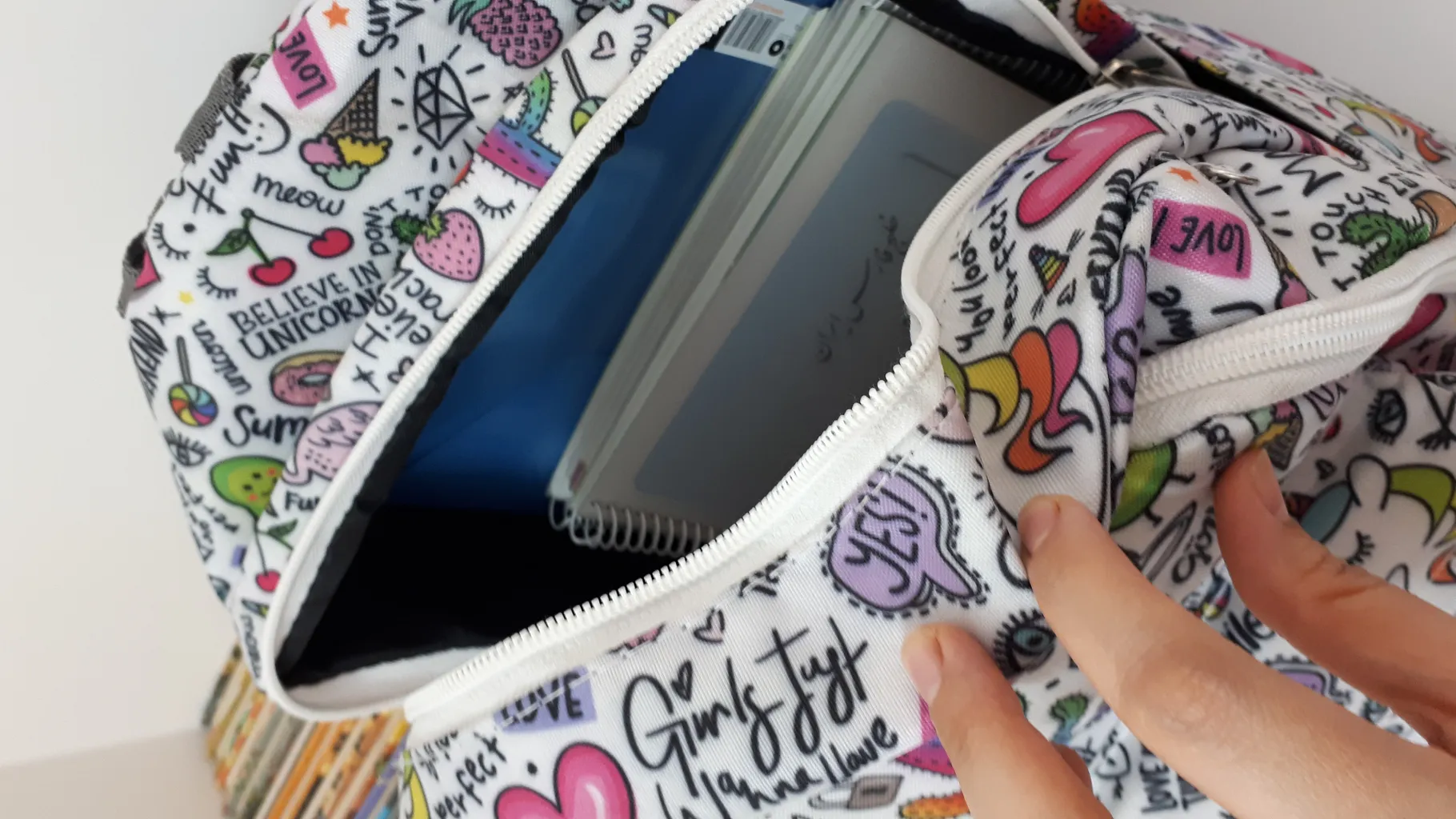 کوله پشتی دخترانه توریث مدل NHH-150003