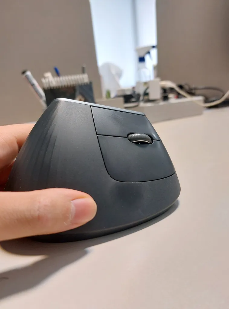 ماوس لاجیتک مدل MX Vertical