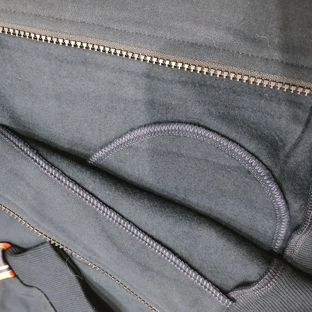 سوییشرت پسرانه فیورلا مدل future کد 44550