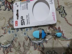 تجریه خرید فلش مموری سیلیکون پاور مدل Touch T30 ظرفیت 64 گیگابایت