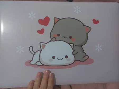 استیکر لپ تاپ مدل cute cat 03 مناسب برای لپ تاپ 15 تا 17 اینچ به همراه برچسب حروف فارسی کیبورد