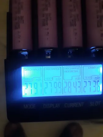 باتری لیتیوم یون سانی بت مدل 18650 کد 2C ظرفیت 2600 میلی آمپر ساعت