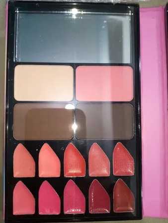 پالت آرایش صورت آنی لیدی مدل یونیکورن