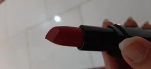 تجریه خرید رژ لب جامد مای سری Black Diamond مدل Satin Luxe شماره 11