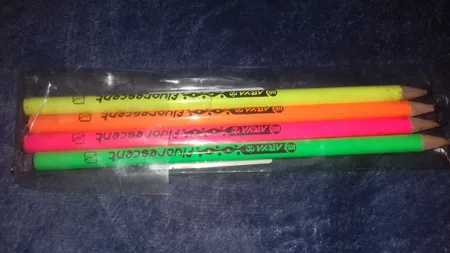 مداد آریا مدل فلورسنت مجموعه 4 عددی