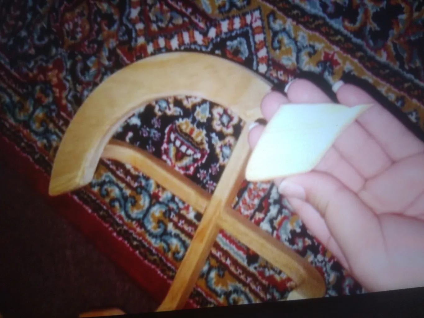 ظرف سالاد ال وی کد 6353461460536 به همراه قاشق و چنگال