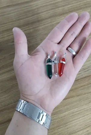 آویز گردنبند مدل منشوری