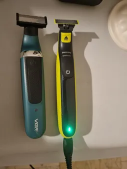 ماشین اصلاح موی صورت فیلیپس مدل QP2824