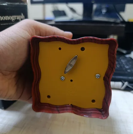 جعبه موزیکال طرح گرامافون مدل کوکی کد G10