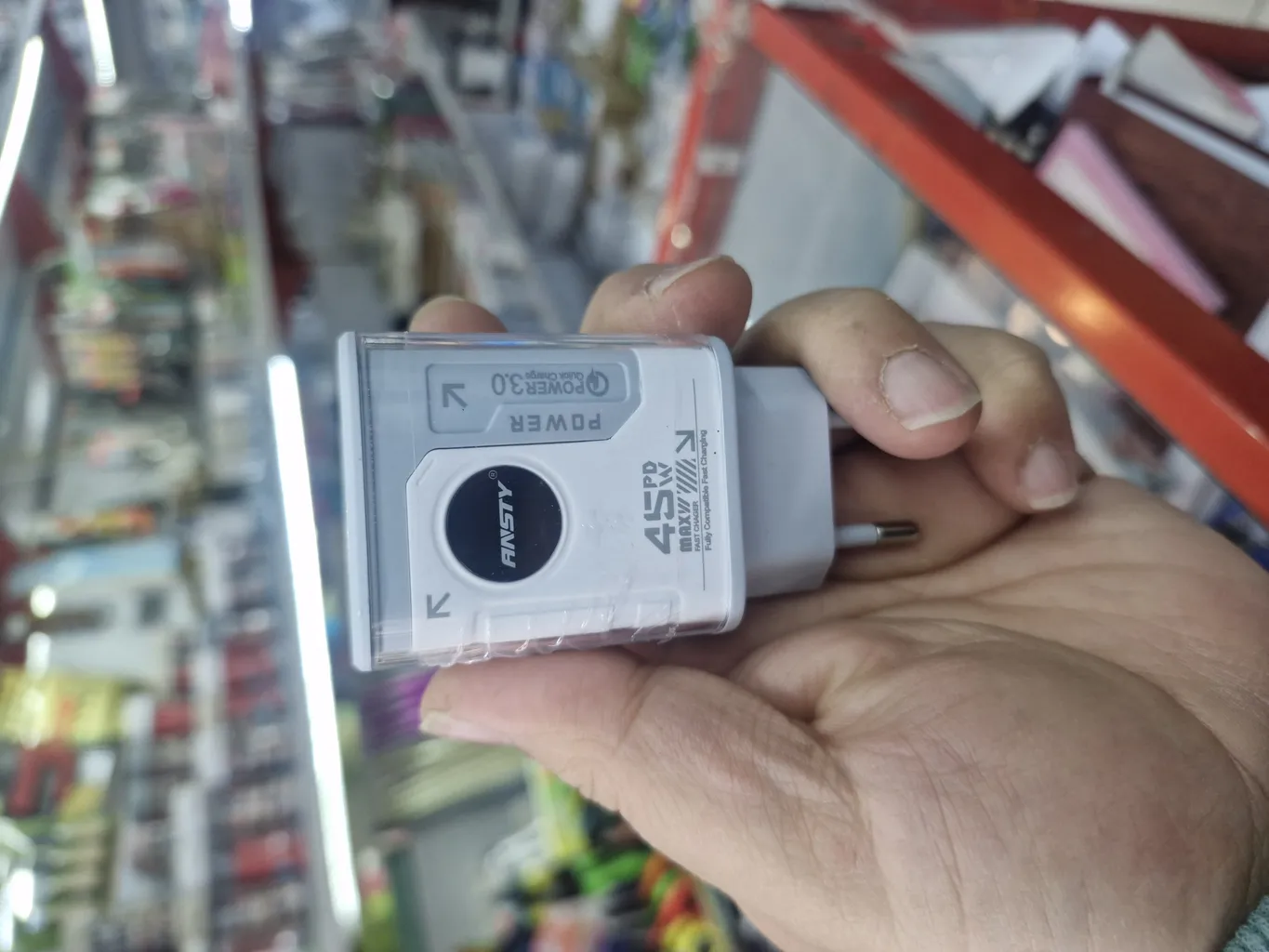 شارژر دیواری 25 وات انستی مدل EU45 به همراه کابل تبدیل USB-C