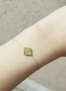 تجریه خرید دستبند زنجیری طلا 18 عیار زنانه هور گالری مدل مینیمال ونکلیف  کد RCB701