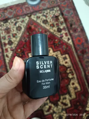 عطر جیبی مردانه اسکلاره مدل Silver Scent با رایحه گرم و تند حجم 35 میلی لیتر