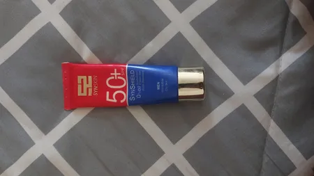 کرم ژل ضدآفتاب ساین اسکین مدل Invsible M، حجم 50 میلی‌لیتر