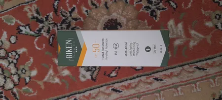 کرم ضدآفتاب رنگی بیکن +SPF50 شماره +1، مناسب پوست‌های چرب، حجم 50 میلی‌لیتر