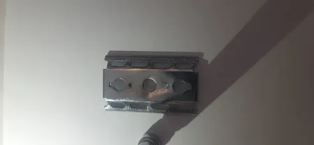 خودتراش مدل RE-2020