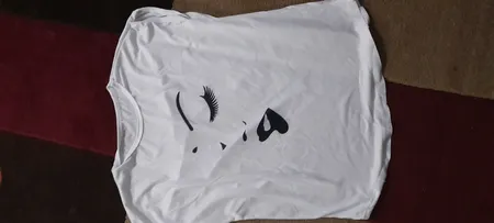 تیشرت زنانه طرح نگاه کد 105