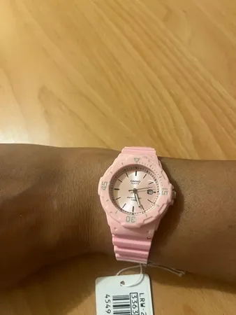 ساعت مچی عقربه ای زنانه کاسیو کد LRW-200H-4E4VDF