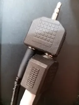 مبدل 1 به 2 AUX مدل AU-12 بسته 3 عددی