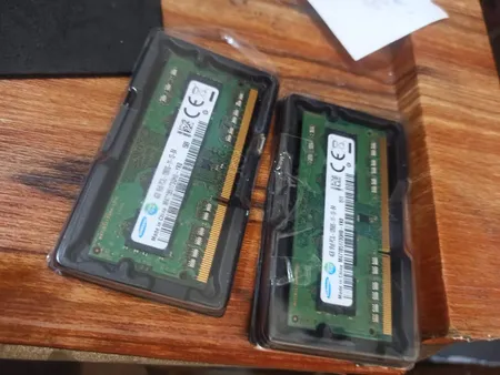 رم لپ تاپ DDR3L تک کاناله 1600 مگاهرتز سامسونگ مدل PC3L-12800 ظرفیت 4 گیگابایت