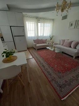 میز جلو مبلی شیشه خم اطلس 12 میل طول 110 سانتی متر