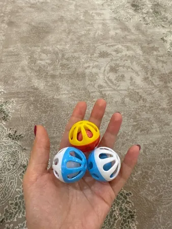 اسباب بازی گربه و سگ توپ زنگوله دار مدل Plastic Bell Balls بسته 6 عددی
