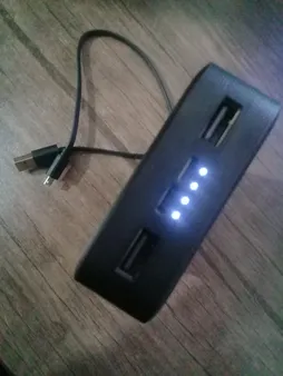 پاوربانک 18 وات شیائومی مدل Redmi PB200LZM ظرفیت 20000 میلی آمپر ساعت