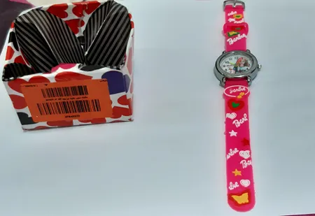 ساعت مچی عقربه ای بچه گانه کد SA1037