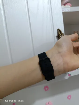 ساعت مچی عقربه ای دخترانه بولون مدل خطی S