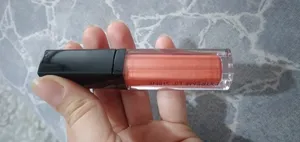 تجریه خرید رژ لب مایع این لی مدل Golden Apncot شماره S130