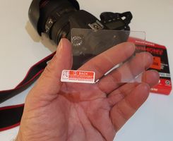 محافظ صفحه نمایش دوربین لنزیوم مدل L80D مناسب برای کانن 80D