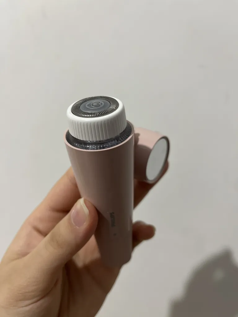 ماشین اصلاح موی صورت بانوان فیلیپس مدل BRR454