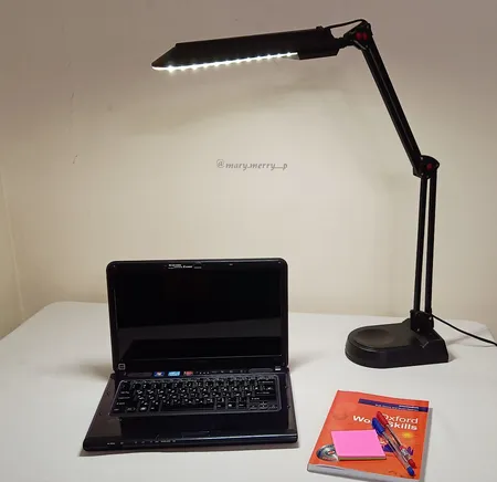 چراغ مطالعه صنایع کریم زاده مدل EN-107A